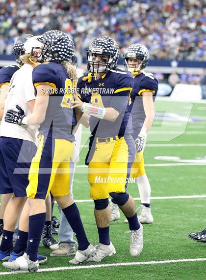 Thumbnail 1 in Highland Park vs. Temple (UIL 5A Division 1 Final) photogallery.