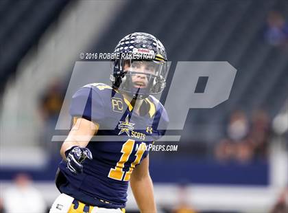 Thumbnail 2 in Highland Park vs. Temple (UIL 5A Division 1 Final) photogallery.