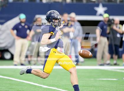 Thumbnail 3 in Highland Park vs. Temple (UIL 5A Division 1 Final) photogallery.