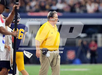 Thumbnail 2 in Highland Park vs. Temple (UIL 5A Division 1 Final) photogallery.
