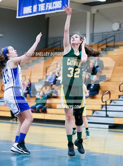 Thumbnail 1 in Trinity Catholic @ Ludlowe photogallery.