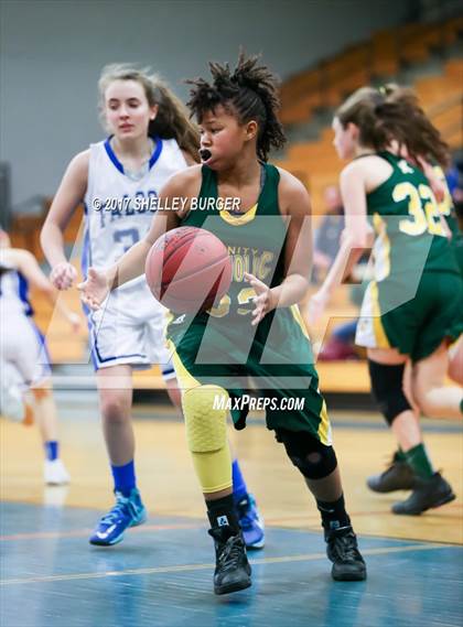 Thumbnail 3 in Trinity Catholic @ Ludlowe photogallery.