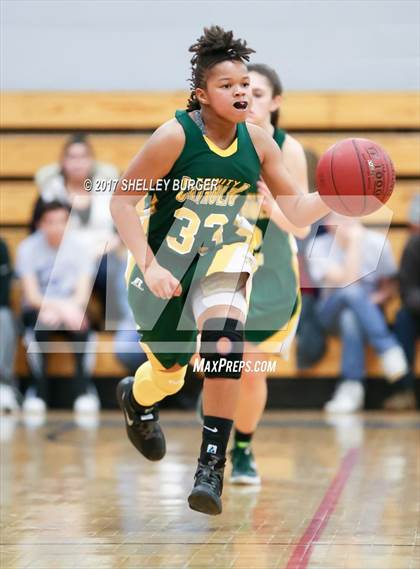 Thumbnail 1 in Trinity Catholic @ Ludlowe photogallery.