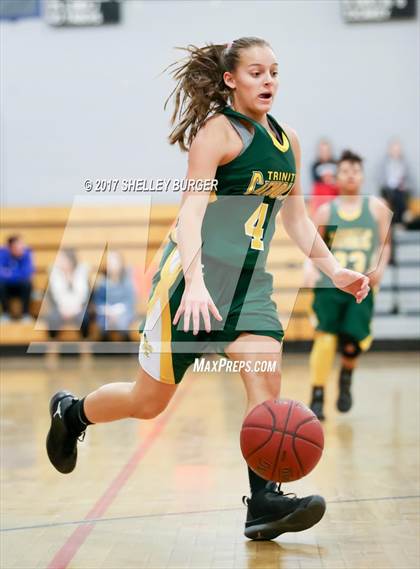 Thumbnail 3 in Trinity Catholic @ Ludlowe photogallery.