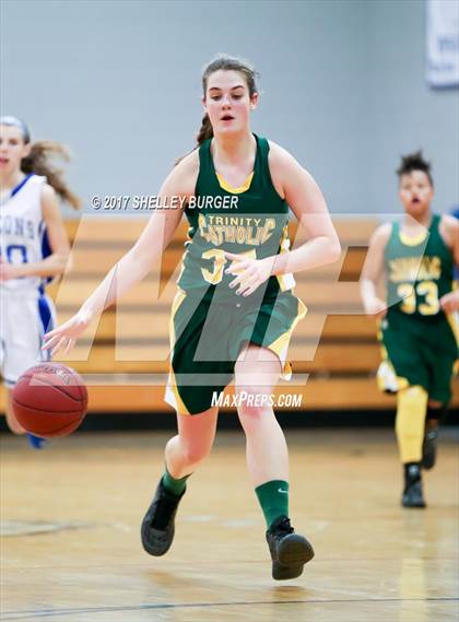 Thumbnail 1 in Trinity Catholic @ Ludlowe photogallery.