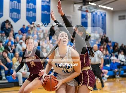 Thumbnail 3 in Brebeuf Jesuit Preparatory @ Indianapolis Bishop Chatard (IHSAA 3A Sectional 27 Rd 1) photogallery.