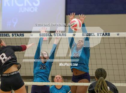 Thumbnail 2 in Riverdale @ Siegel photogallery.