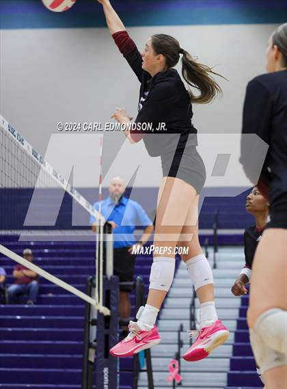 Thumbnail 3 in Riverdale @ Siegel photogallery.