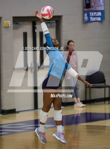 Thumbnail 2 in Riverdale @ Siegel photogallery.