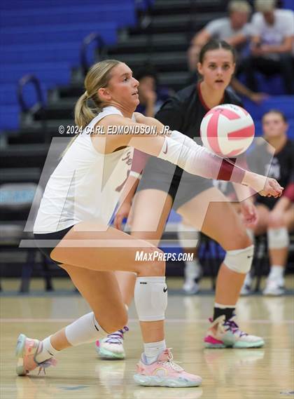 Thumbnail 2 in Riverdale @ Siegel photogallery.