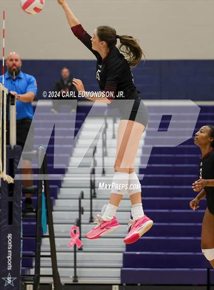 Thumbnail 2 in Riverdale @ Siegel photogallery.