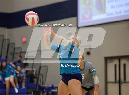Thumbnail 2 in Riverdale @ Siegel photogallery.