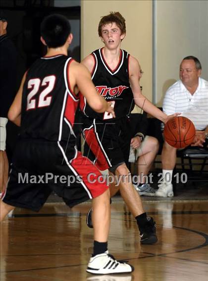 Thumbnail 1 in Troy @ El Dorado photogallery.