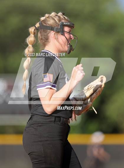 Thumbnail 2 in Ardrey Kell @ South Mecklenburg (SoMeck 4A Semifinal) photogallery.