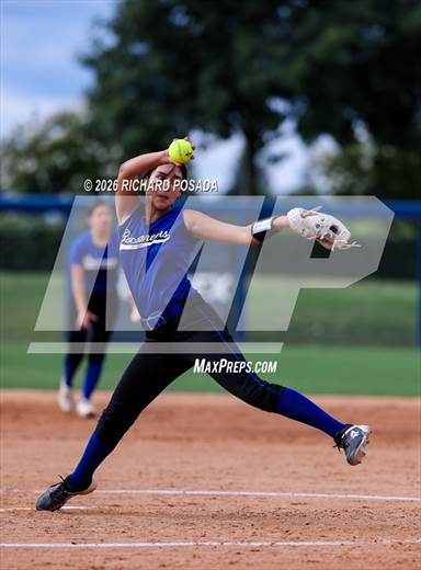 Avenal vs. Minarets (CIFCS - Division VI Championship)