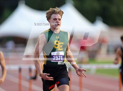 Thumbnail 1 in UIL 1A State Track Meet photogallery.