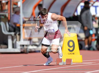 Thumbnail 1 in UIL 1A State Track Meet photogallery.