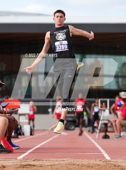 Thumbnail 1 in UIL 1A State Track Meet photogallery.