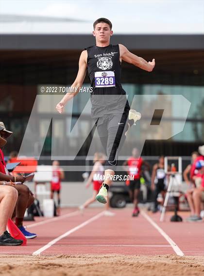 Thumbnail 3 in UIL 1A State Track Meet photogallery.