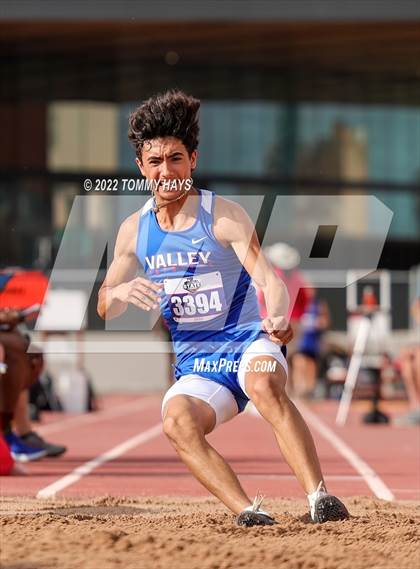 Thumbnail 1 in UIL 1A State Track Meet photogallery.