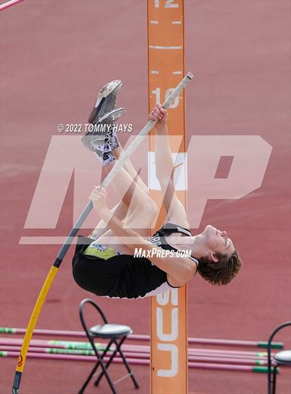 Thumbnail 3 in UIL 1A State Track Meet photogallery.