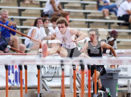 Thumbnail 3 in UIL 1A State Track Meet photogallery.