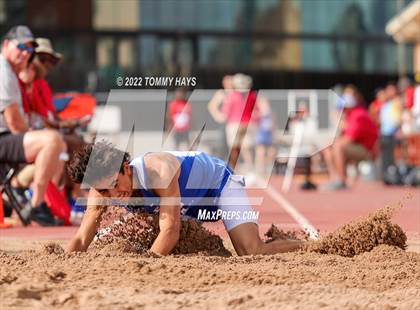 Thumbnail 3 in UIL 1A State Track Meet photogallery.