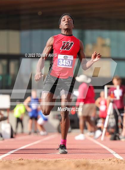 Thumbnail 1 in UIL 1A State Track Meet photogallery.