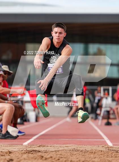 Thumbnail 1 in UIL 1A State Track Meet photogallery.