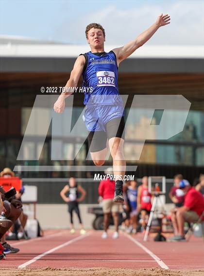 Thumbnail 1 in UIL 1A State Track Meet photogallery.
