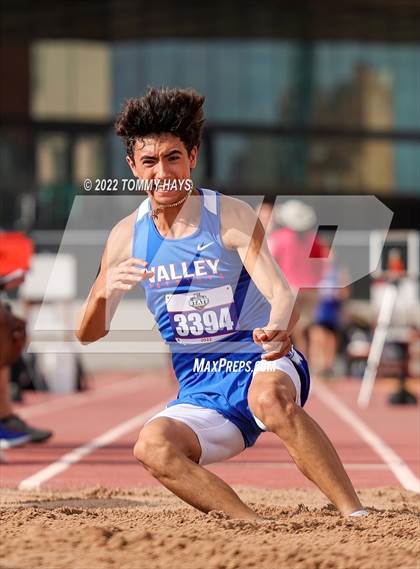 Thumbnail 2 in UIL 1A State Track Meet photogallery.