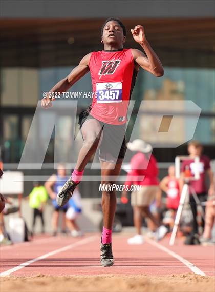 Thumbnail 2 in UIL 1A State Track Meet photogallery.