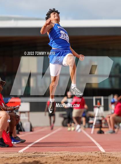 Thumbnail 3 in UIL 1A State Track Meet photogallery.