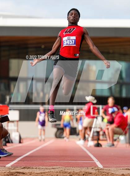 Thumbnail 3 in UIL 1A State Track Meet photogallery.