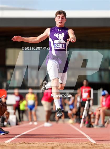Thumbnail 3 in UIL 1A State Track Meet photogallery.