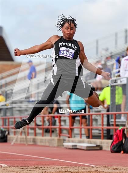 Thumbnail 2 in UIL 1A State Track Meet photogallery.