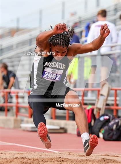 Thumbnail 3 in UIL 1A State Track Meet photogallery.