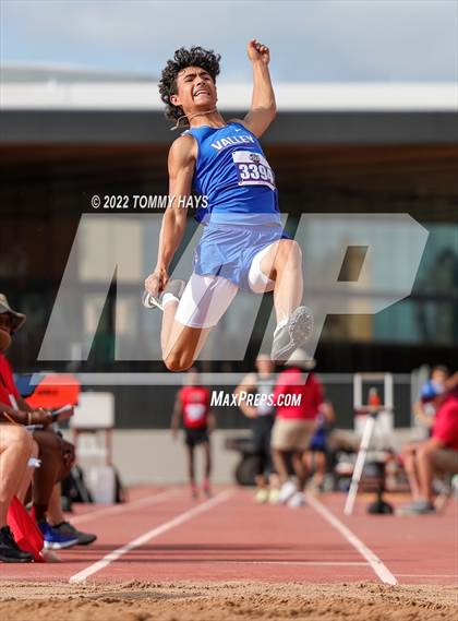 Thumbnail 3 in UIL 1A State Track Meet photogallery.