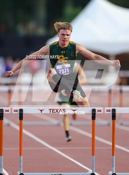 Thumbnail 2 in UIL 1A State Track Meet photogallery.