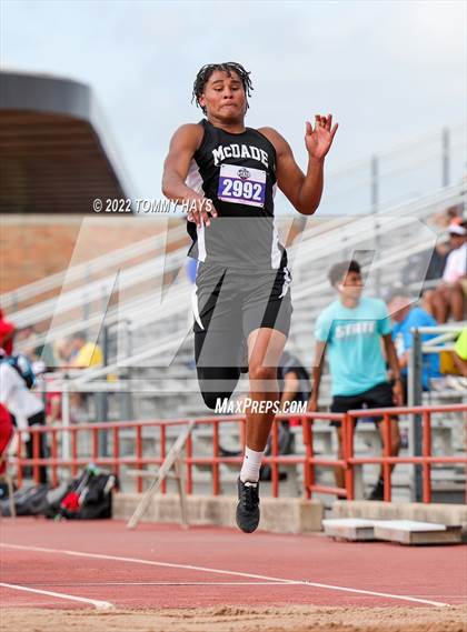 Thumbnail 3 in UIL 1A State Track Meet photogallery.