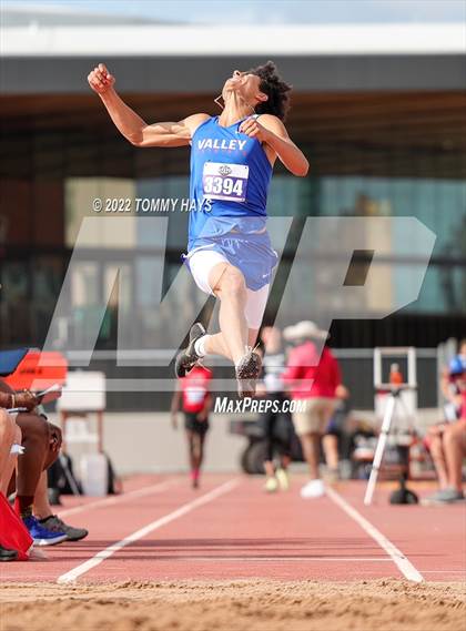 Thumbnail 1 in UIL 1A State Track Meet photogallery.