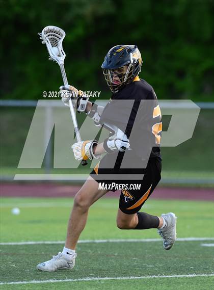 Thumbnail 2 in Daniel Hand vs. Fairfield Prep (SCC D1 Final) photogallery.