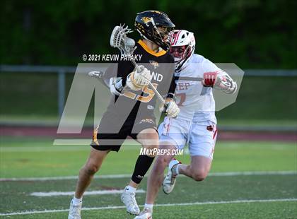 Thumbnail 3 in Daniel Hand vs. Fairfield Prep (SCC D1 Final) photogallery.