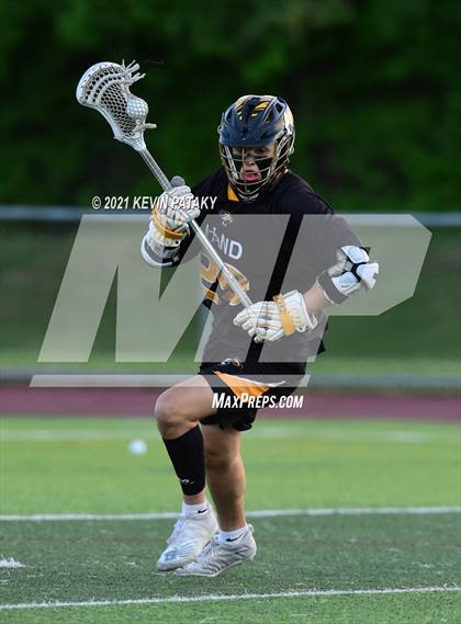 Thumbnail 3 in Daniel Hand vs. Fairfield Prep (SCC D1 Final) photogallery.