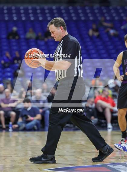 Thumbnail 3 in Lipan vs. LaPoynor (UIL 2A Basketball State Final) photogallery.