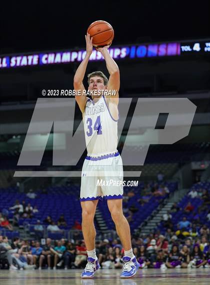 Thumbnail 1 in Lipan vs. LaPoynor (UIL 2A Basketball State Final) photogallery.