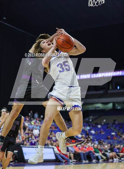 Thumbnail 2 in Lipan vs. LaPoynor (UIL 2A Basketball State Final) photogallery.