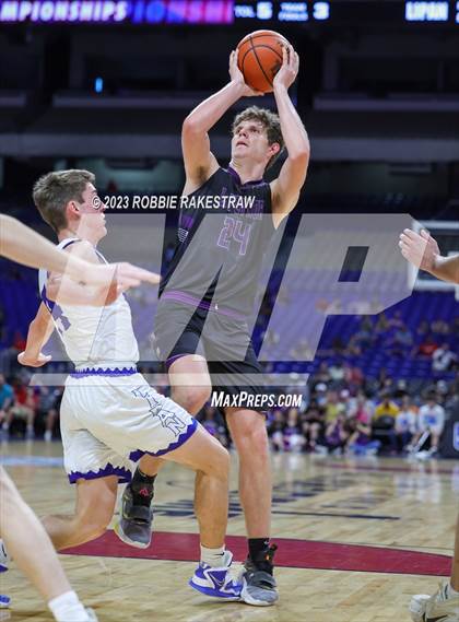 Thumbnail 2 in Lipan vs. LaPoynor (UIL 2A Basketball State Final) photogallery.