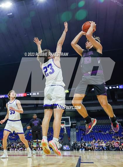 Thumbnail 1 in Lipan vs. LaPoynor (UIL 2A Basketball State Final) photogallery.