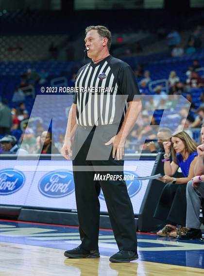 Thumbnail 3 in Lipan vs. LaPoynor (UIL 2A Basketball State Final) photogallery.